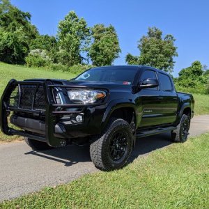 Rugged Heavy Duty Grille Guard On Toyota Tacoma