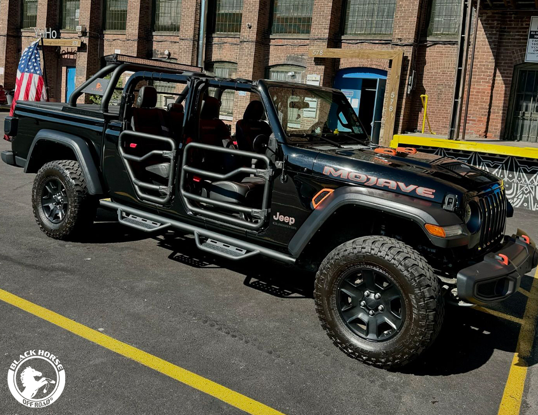 Unstoppable power meets iconic style! The CLASSIC Roll Bar with 40" LED Light Bar turns your Jeep Gladiator into an off-road beast.